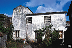 &ldquo;Cozinha/fumeiro&rdquo; da casa grande no Lugar de S&atilde;o Mateus, Urzelina, Velas, S&atilde;o Jorge.