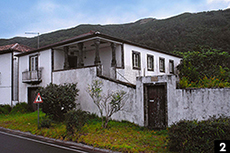 Casa com alpendre, Faj&atilde; de Santo Amaro, Velas, S&atilde;o Jorge.
